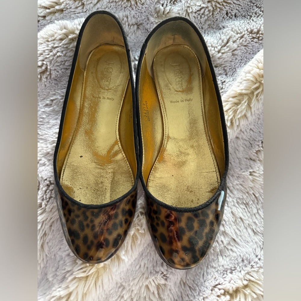 J. Crew Leopard print patent leather ballet flats size 8